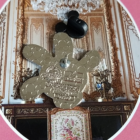Disney Hidden Mickey pin. $7 or 4 pins for $15 - Picture 3 of 5